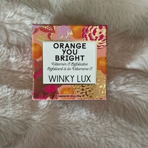Winky Lux orange you bright exfoliator